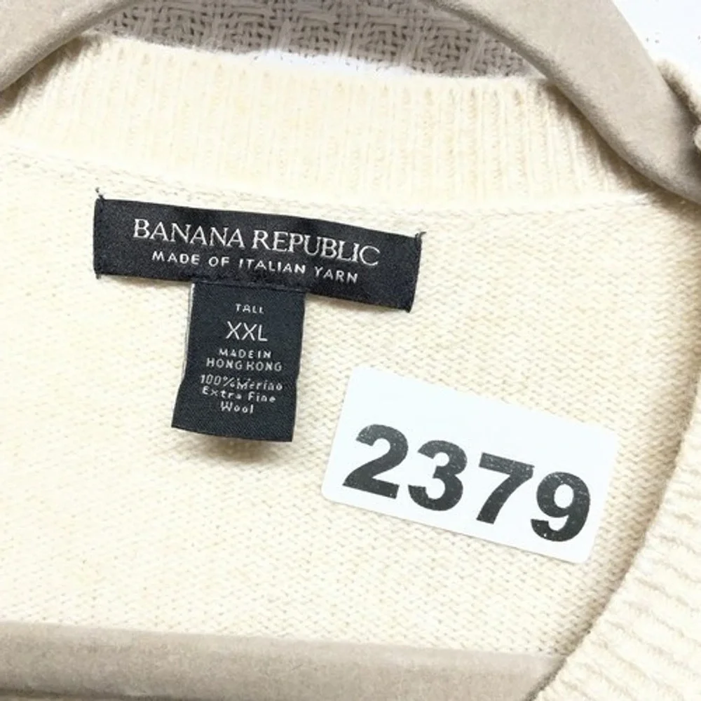 Banana Republic Cream CrewNeck Sweater Men 2XLTall Hong Kong 100% Wool Hand Wash